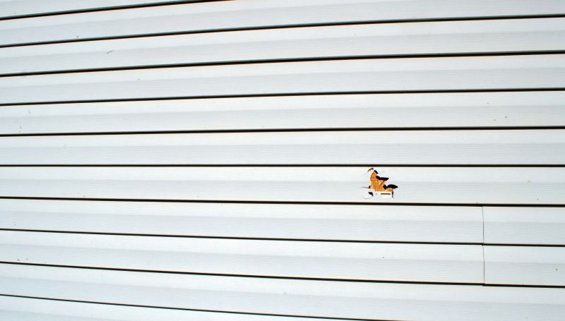 Handling Vinyl Siding Materials